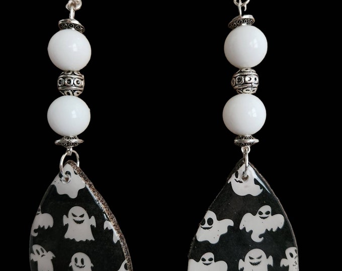 Scary ghost Halloween earrings