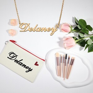 Conjunto de collar con letras y neceser con nombre / Organizador de maquillaje y collar con nombre para regalo de viaje / Regalo para el Día de la Madre / Regalo de Navidad para Dalaney