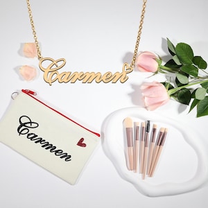 Collar con nombre personalizado con neceser de maquillaje / Collar con nombre personalizado y neceser de viaje / Dama de honor / Regalo del Día de la Madre para Carmen