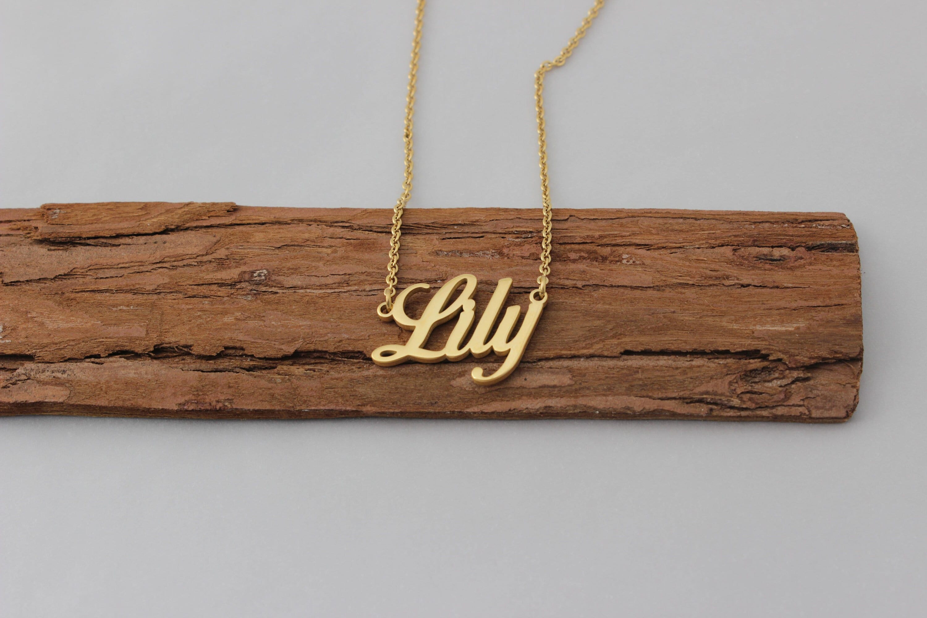 Lily name necklace sale