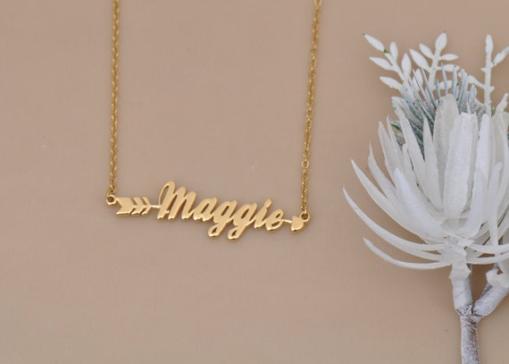 Maggie Name Necklace With Arrow 