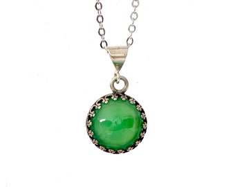 Marlborough Chrysoprase Pendant Set in Sterling Silver