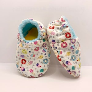 Soft Baby Shoes – Tiny Treats