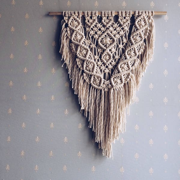 Macrame wall hanging, boho decor, home decor, modern macrame, wall hanging, bohemian decor, macrame wall art, boho wall hanging, macrame