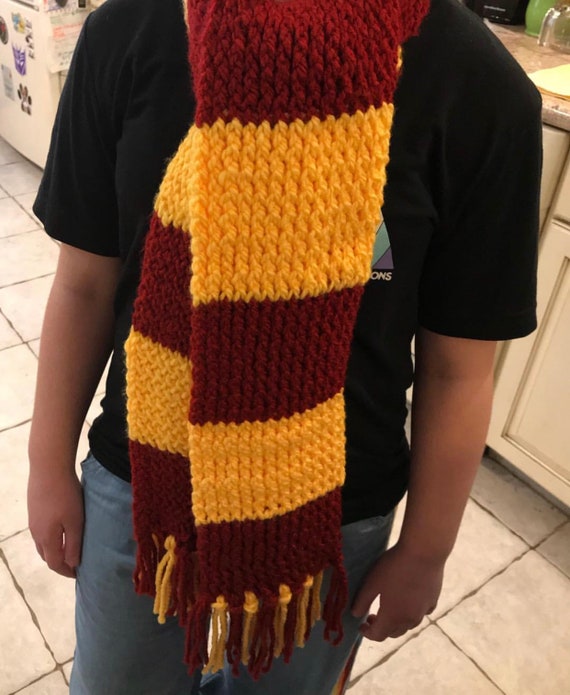 Personalised Scarlet /& Gold Wizard Scarf