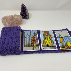 Tarot card mat with pouch