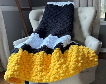 Pittsburgh Hockey Blanket - Black and Yellow Blanket - Chunky Knit Blanket - Striped Black and Gold Blanket - Custom Hockey Blanket