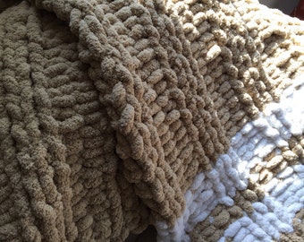 Beige Chunky Knit Throw Blanket