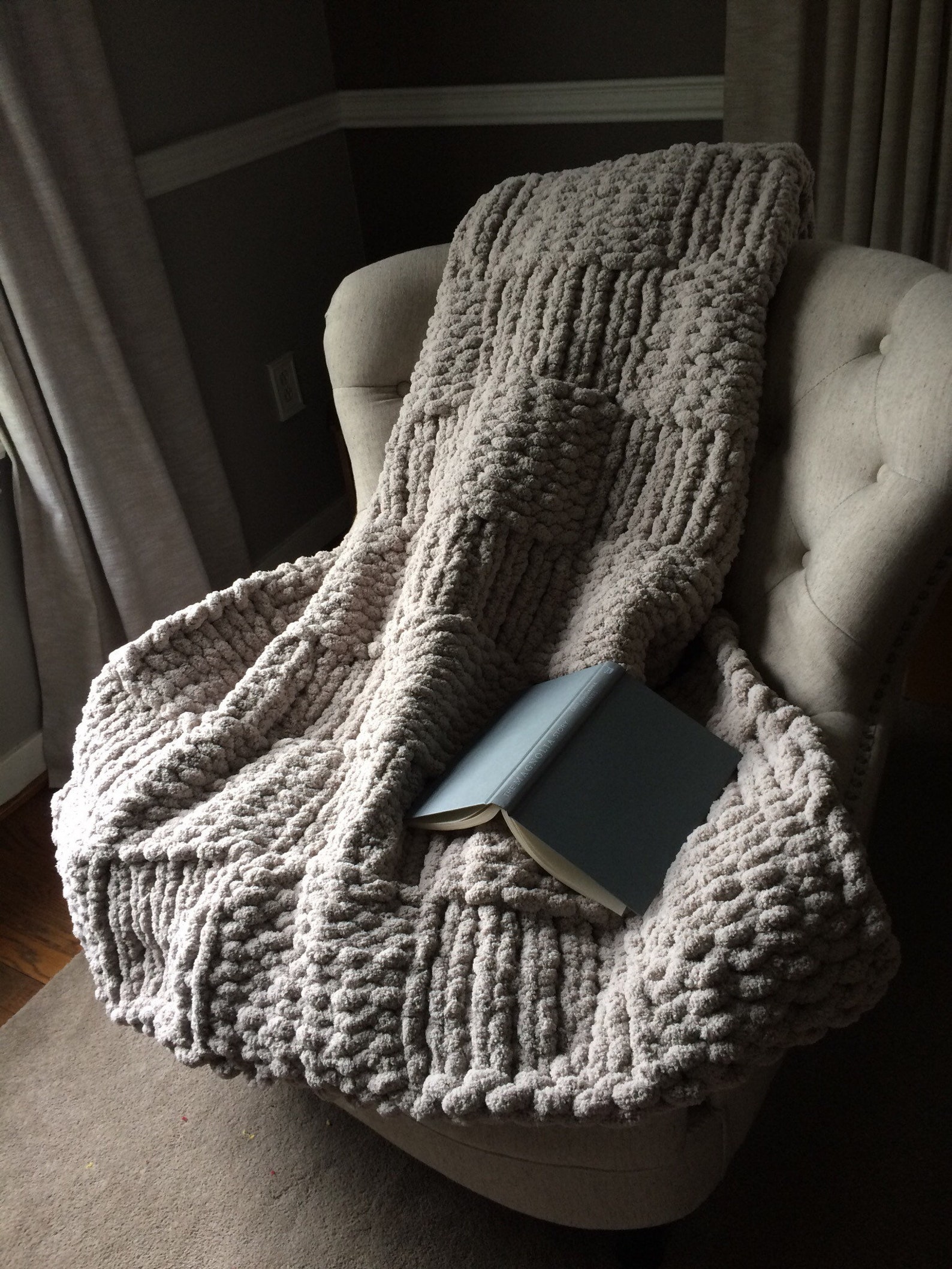 Light Gray Throw Chunky Knit Blanket Super Chunky Throw Etsy