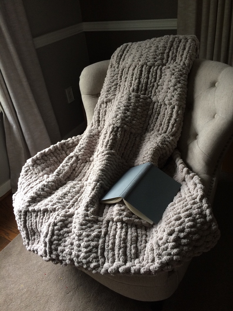 Light Gray Throw Chunky Knit Blanket Super Chunky Throw Etsy