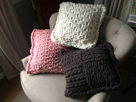 Chunky Knit Chenille Pillow Soft Chunky Pink Throw Pillow Vegan Knit Pillow Hypo allergenic Knit Pillow Super Chunky Knitted Pillow Etsy Canada