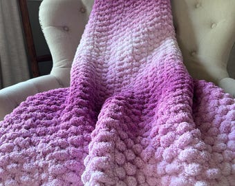 Pink Ombre Blanket - Super Chunky Knit Throw - Soft Knitted Blanket