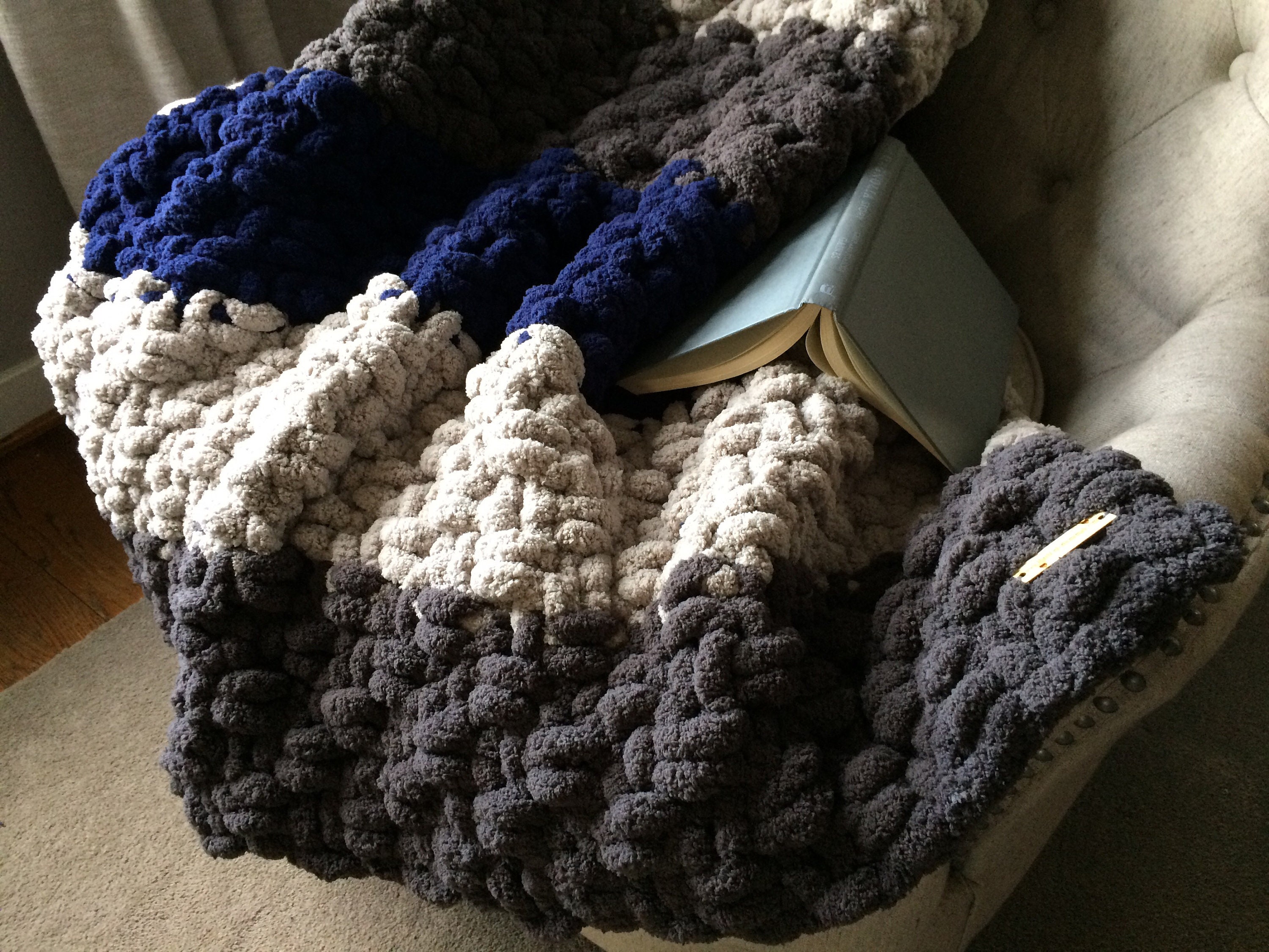Gray and Navy Blue Striped Throw Chunky Knit Blanket Soft Knit Throw Blanket Super Chunky Knit Blanket Warm Knit Throw Cozy Throw Etsy Canada
