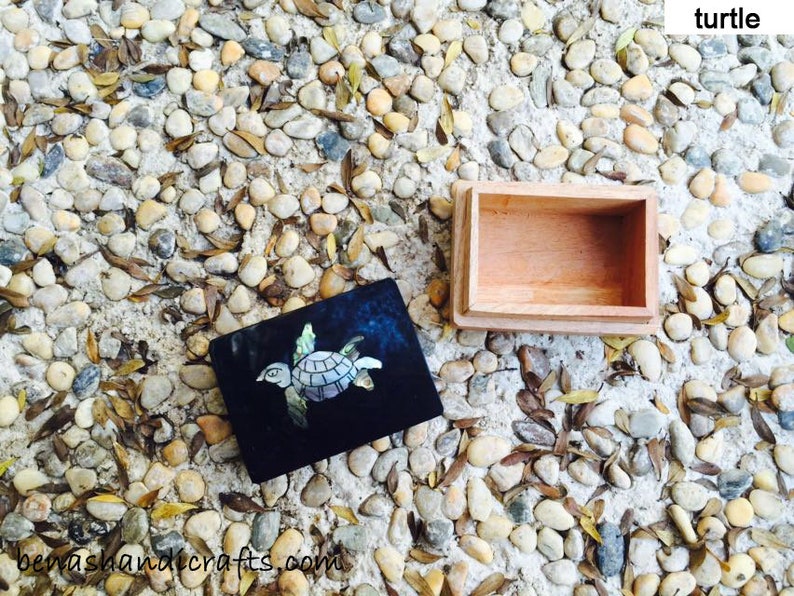 Pawa Shell Jewelry Box