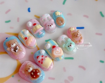 Biscuits sucrés oursons, Ongles mignons d'ours en peluche, Ongles pour desserts mignons, Presse coréenne 3D sur les ongles, Ongles de biscuits colorés, Décoration d'ongles