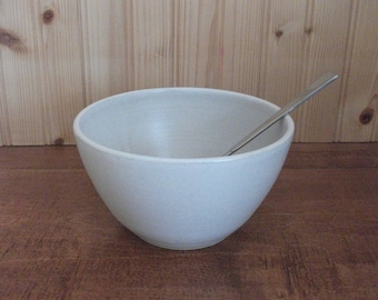 White Handmade Ceramic Bowl, Stoneware Soup or Cereal Bowl