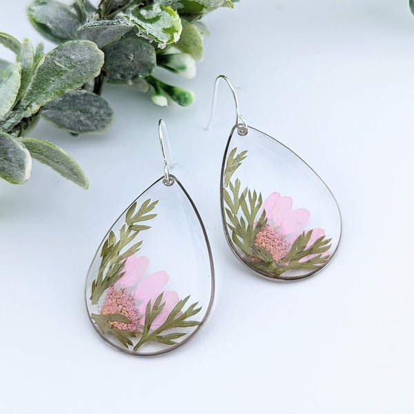 Pressed flower earrings, Bridesmaid gift, Real Flower earrings, Easter Earrings, Resin earrings. Handmade one-of-a-kind flower earrings