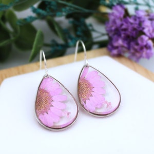 Pressed flower earrings, Bridesmaid gift, Real Flower earrings, Easter Earrings, Resin earrings. Handmade one-of-a-kind flower earrings