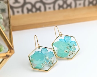 Pressed Phlox Flower Earrings, 18k Gold Plated, Resin Jewelry