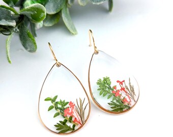 Handmade Pressed Flower Resin Earrings, Teardrop Jewelry