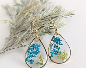 Pressed flower earrings, Resin flower, Dry flower earrings, Blue flower earrings, Handmade resin, Resin jewelry