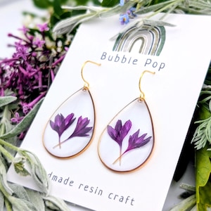 Pressed flower earrings, Resin flower, Dry flower earrings, Purple flower earrings, Handmade resin, Resin jewelry