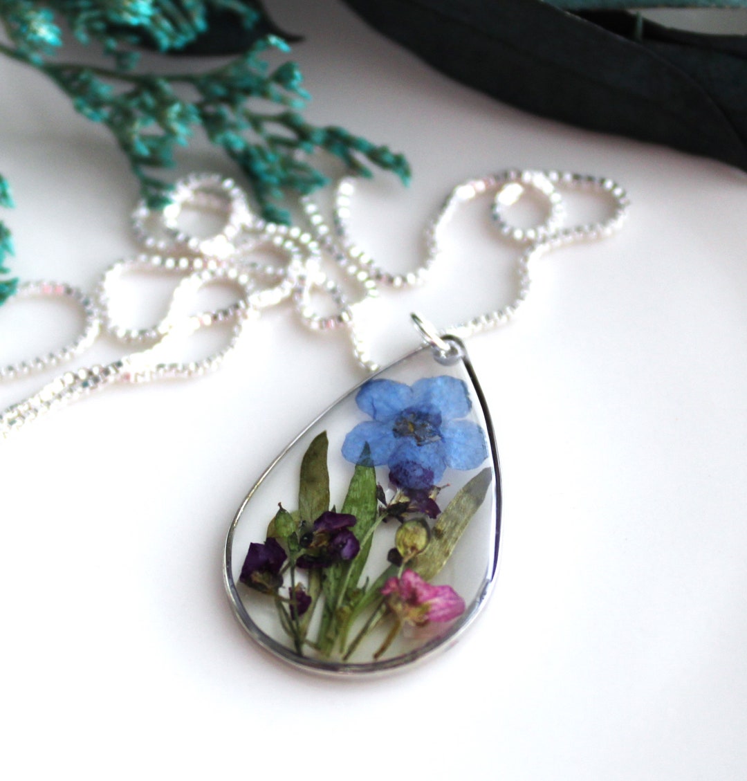 Resin Flower Necklace, Dry Flower Necklace, Pressed Flower, Resin