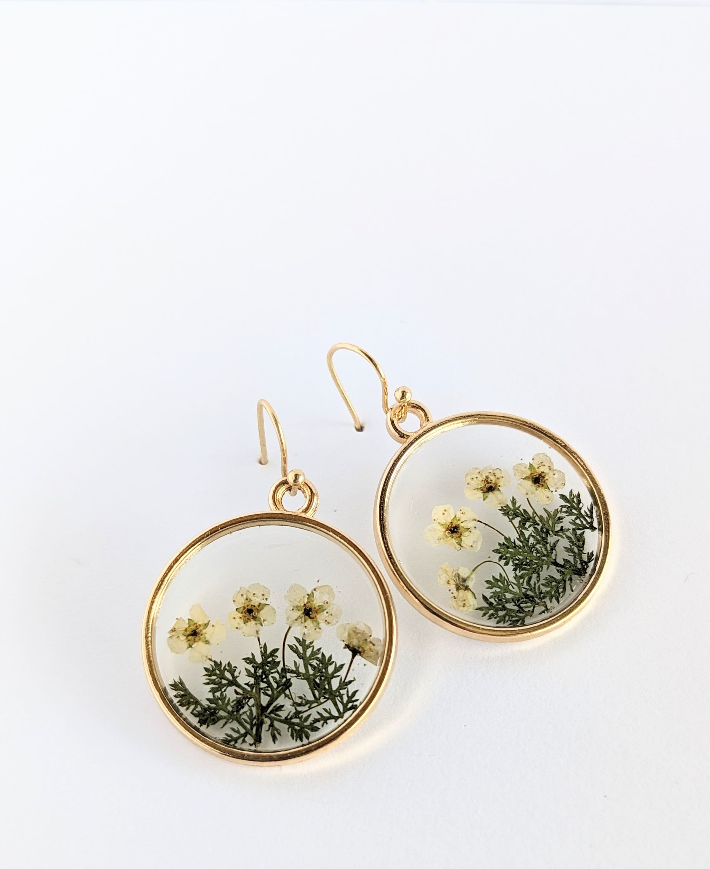 Unique Resin Ear Rings Pressed Flower Earrings, Resin Flower, Dry Flower Earrings, White ...