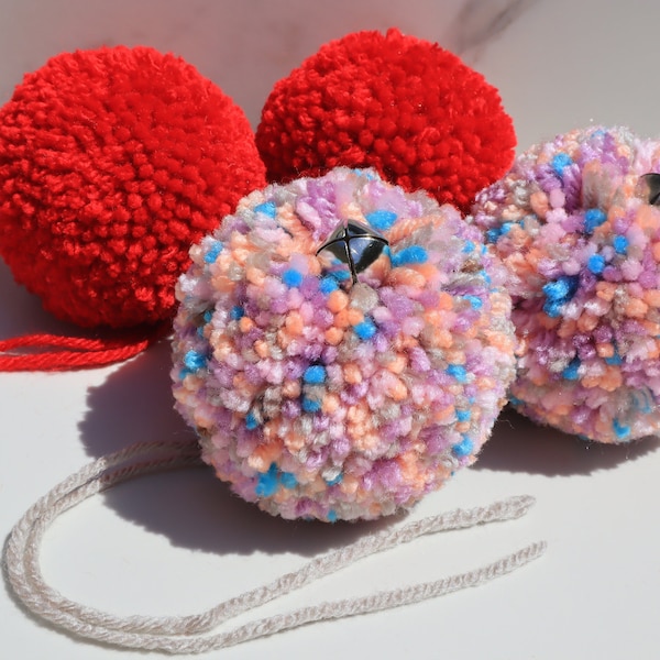 Set of 2 Pompoms for Skates // Large 3" Pom Poms / Custom Poms / Poms with Jingle Bells / Multicolor Mixed / Pair of Poms / Jumbo Yarn Pom