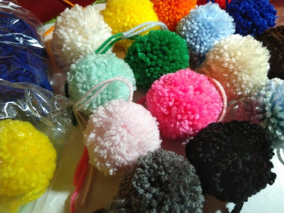 Set of 5 Large 2 Pompoms, Pompoms for Crafts, Large Poms, Pompoms for Hats,  Craft Supplies, Handmade Pompoms, Mixed Color Pompoms, Pom Pom 