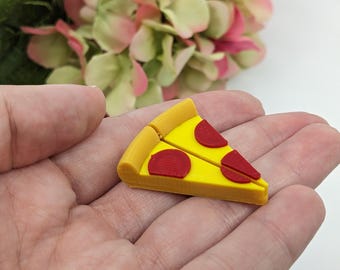Pizza Slice Place Card Tag Holder,  Holds 3.5"x5" and Smaller Photos, Numbers, Food Labels, Pepperoni Pizza Party, Seating Name Stands, PLA