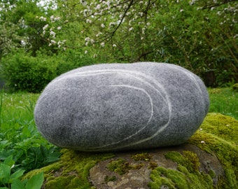 Felt stone 60 cm