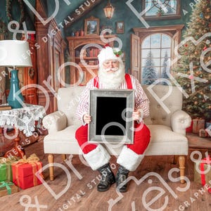 Papá Noel con traje de rayas mostrando un marco de madera vertical, Papá Noel en Photoshop, superposición de Papá Noel, fondo navideño, fondo digital de Papá Noel