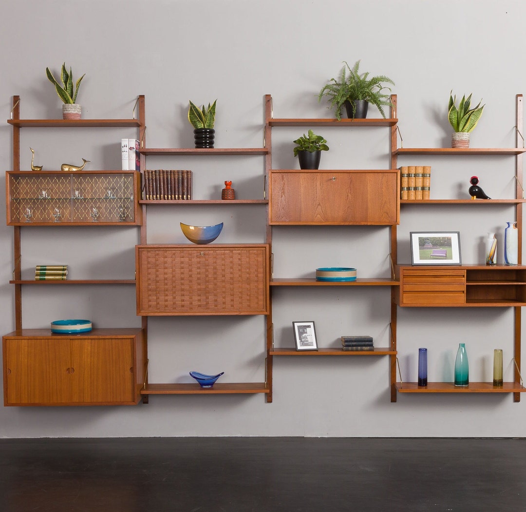 Midcentury Modular Shelving System Wall Unit by Poul Cadovius for Cado