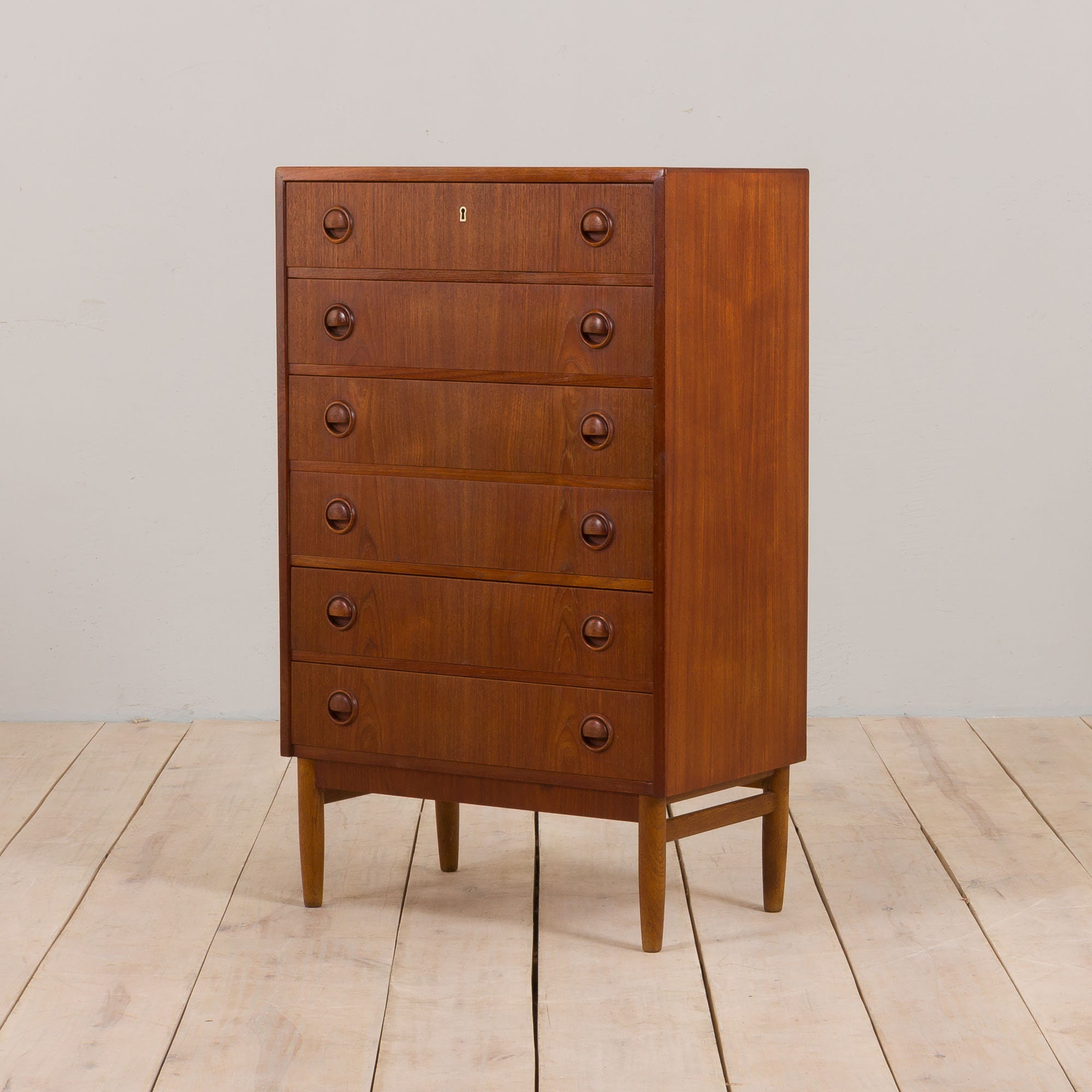 Vintage teak dresser online