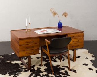 Mid-Century Rosewood Freestanding Desk by Torben Valeur & Henning Jensen for Dyrlund, 1960s