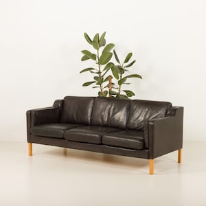 Vintage black leather sofa by Mogens Hansen, Deanmark 1970s