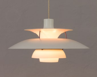 White PH5 pendant lamp by Poul Henningsen for Louis Poulsen, Denmark 1970/80s