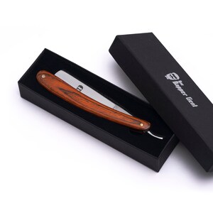 Custom Engraved Straight Razor: Personalized Father&rsquo;s Day Gift for the