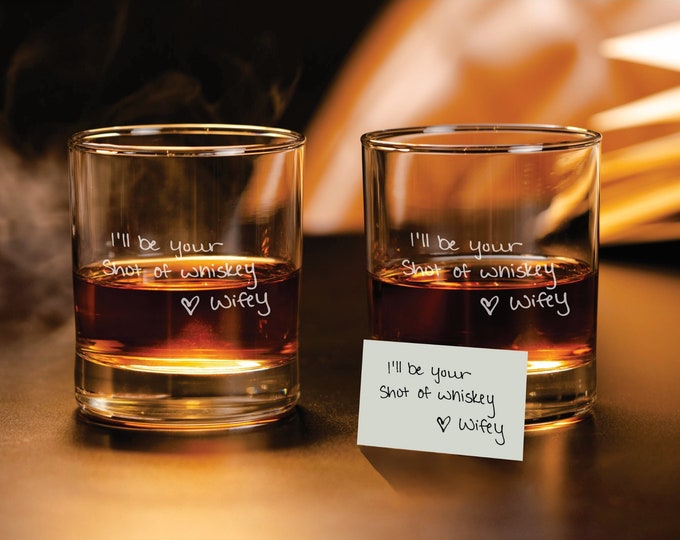 Vaso de whisky personalizado para padrinos de boda, regalo de whisky, vasos de whisky personalizados, vasos de whisky grabados, su escritura a mano grabada