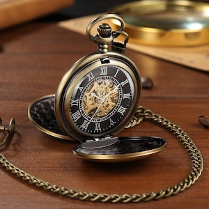 Montre de poche mécanique gravée sur mesure pour homme, montre de poche personnalisée pour l'anniversaire de son mari, montre de poche steampunk gravée image 1