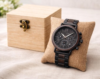 Gravierte Nussbaum Holz Armbanduhr für Herren – Geschenk zum Abschluss oder Vatertag für Ihn