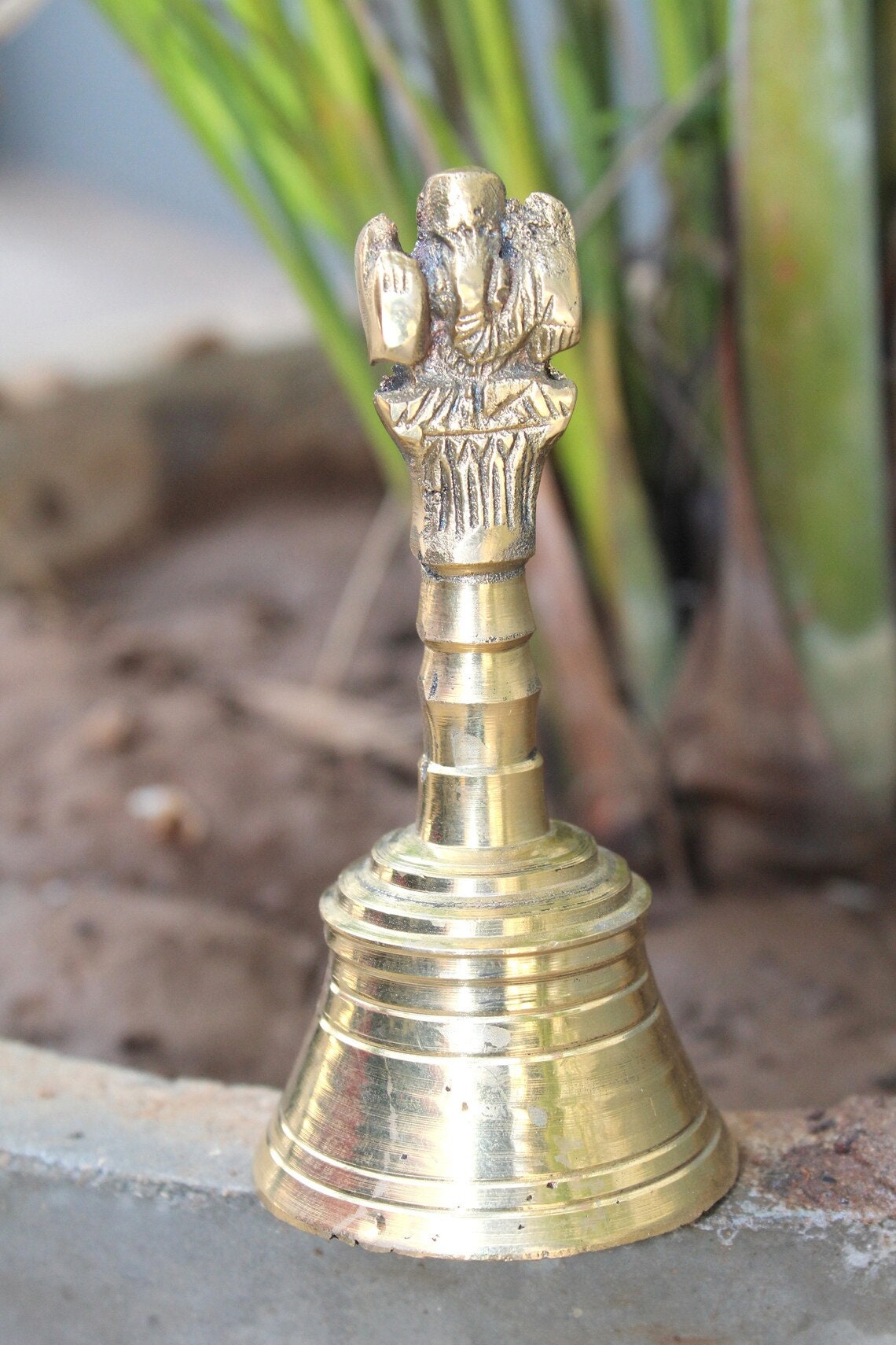 Brass Hanging Bell With Chain Indian Temple Bell Decorative Small Bell for  Temple, Mandir, Altar, Shrine Engraved Meenakari Worked Bells 