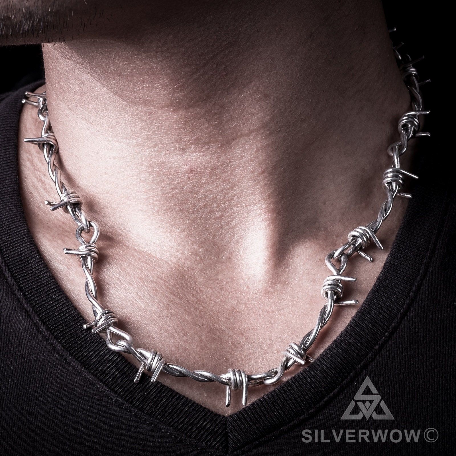 Men's barbed wire best sale necklace