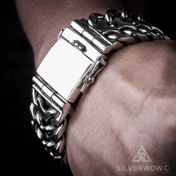 Silver bracelet 