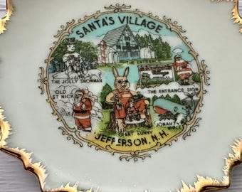 Vintage  Mini 4 3/4 " Santas Village Souvenir Plate Jefferson, NH Christmas Plate Decor