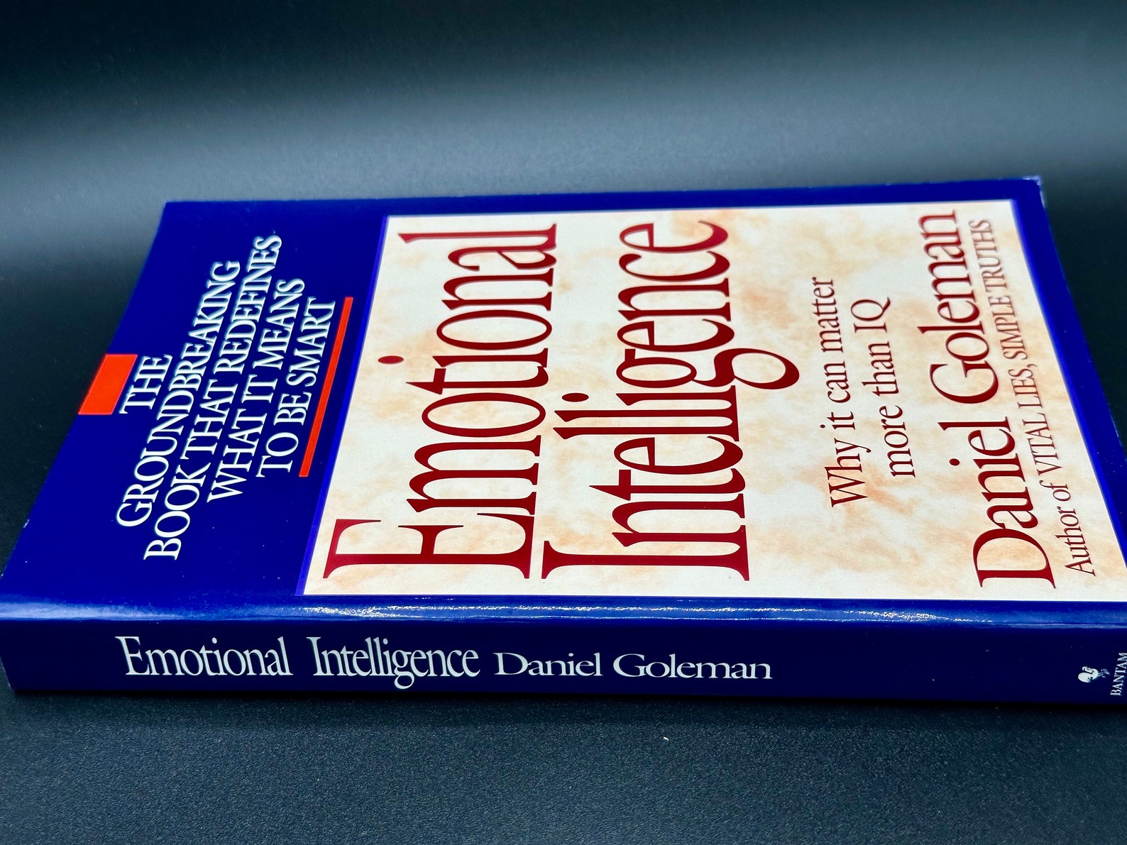 Emotional Intelligence by Daniel Goleman: 1995 Vintage Softcover - Etsy