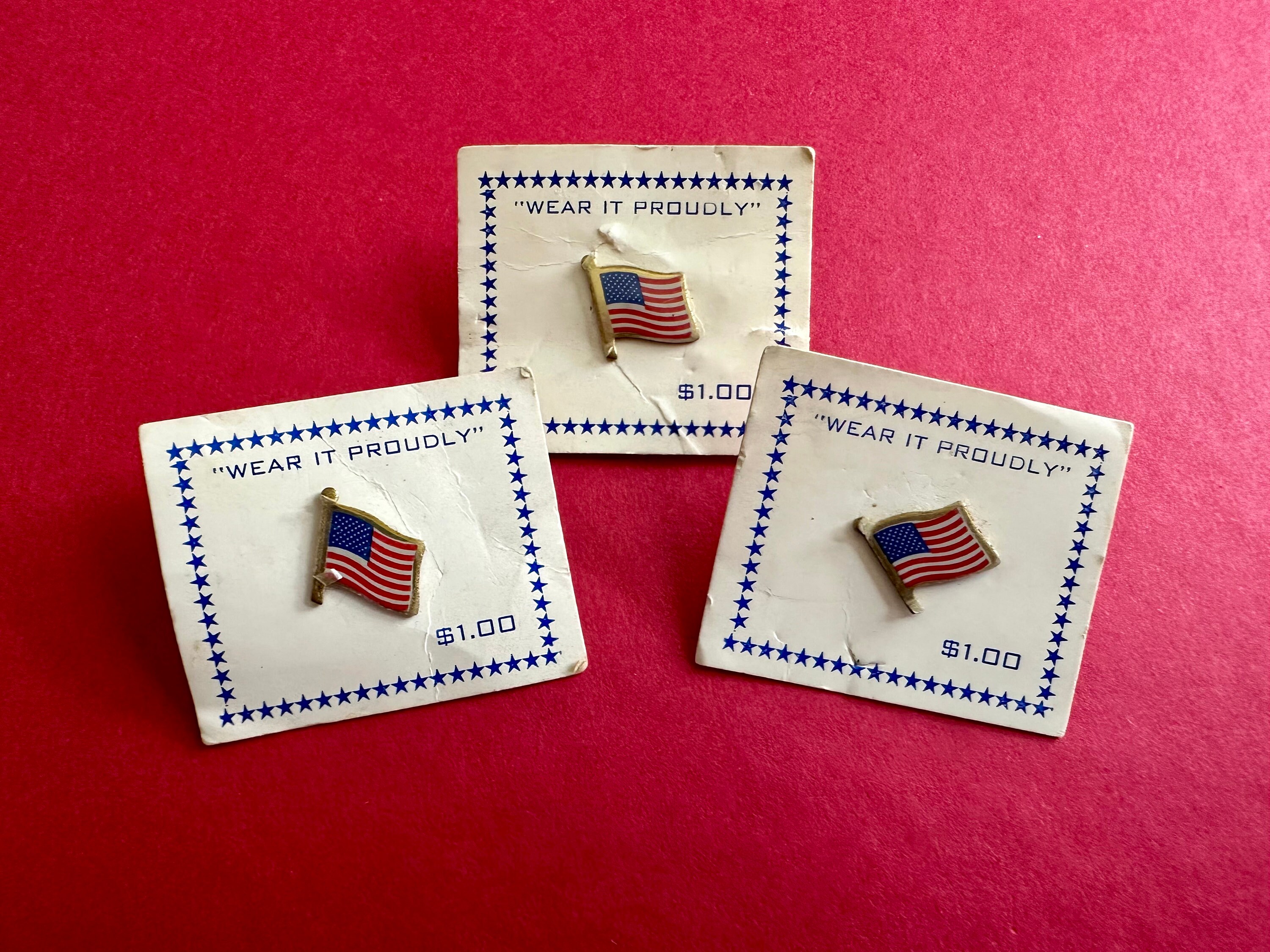 Tiny American Flag Vintage Tack Pins Tie Tack Gold Tone Hat Lapel Pin ...