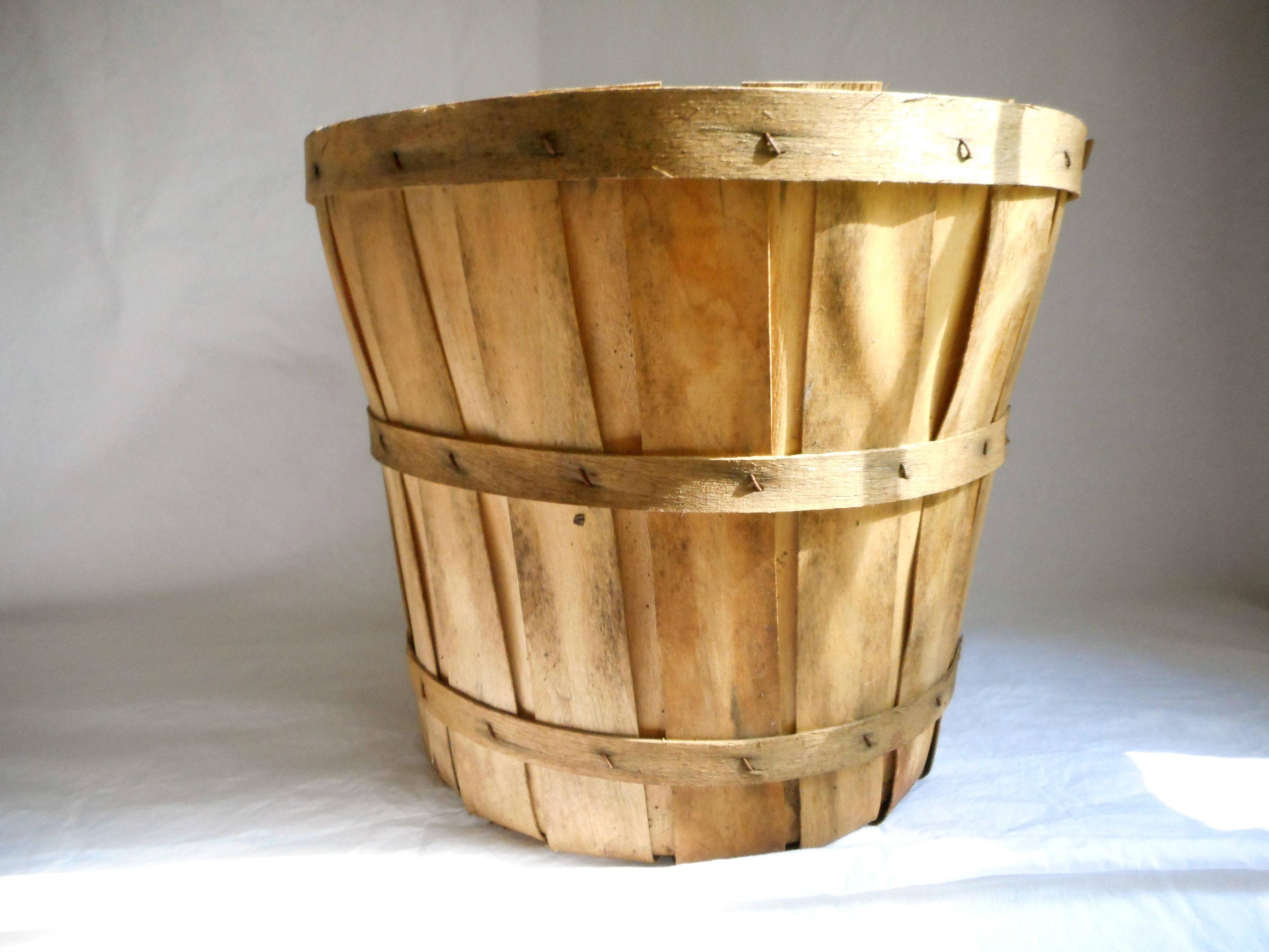 Vintage Wooden Basket Bushel Basket Vegetable Basket Rustic Farm Decor Etsy Nederland