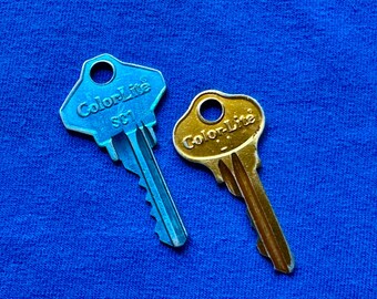 Vintage Color-Lite Collectible Keys: Cole National USA Set